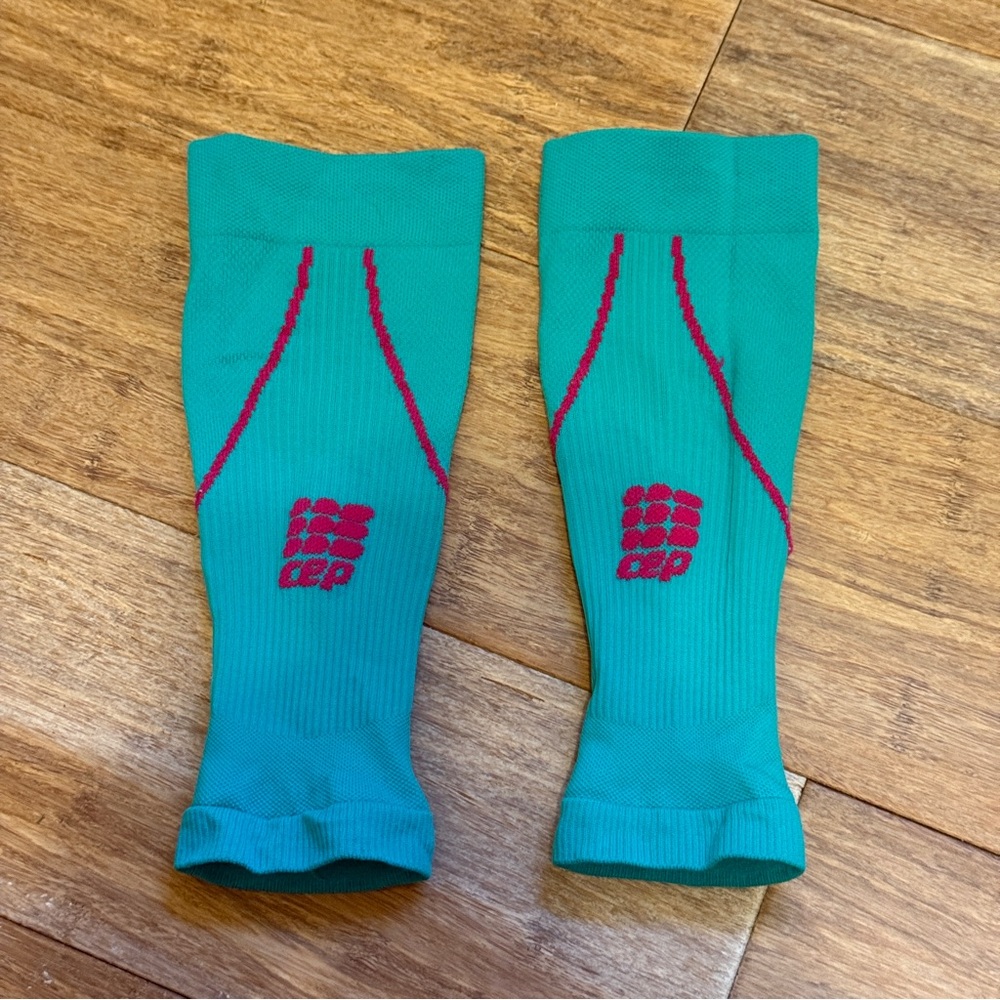 Women's CEP Compression Calf Sleeves
